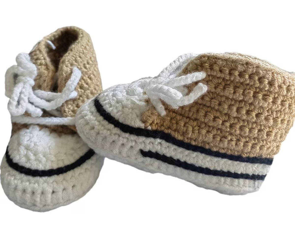 Lace Up Knitted Tennis Shoes