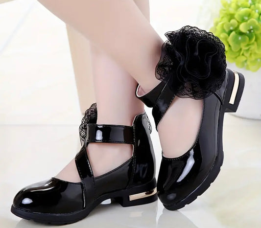 Black Shoes with side Bow